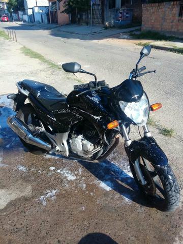 CB300R 2011 Preta