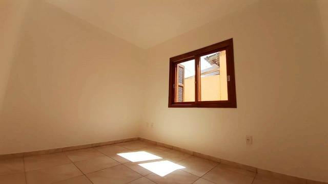 EM OF.ER.TA! Casa 2 dormitórios, 600m da beira mar junto ao Posto Gasolina Madeira - Foto 6