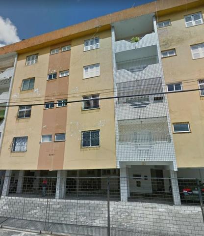Apartamento no Condominio Edificio Evan próximo av Humberto Monte e José Bastos