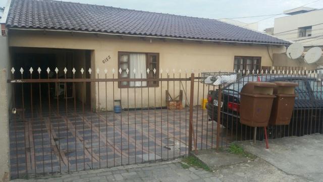 Casa Ideal para Investidores, Guabirotuba por apenas R$ 700mil
