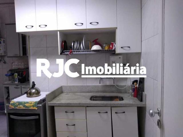 Excelente Localização ! Colado ao Largo da Segunda feira 2 Quartos 97 Metros - Foto 10