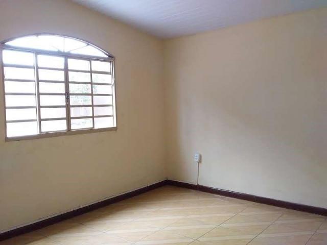 Casa com 4 dormitórios para alugar, 164 m² por R$ 1.900,00/mês - Cajuru - Curitiba/PR - Foto 9