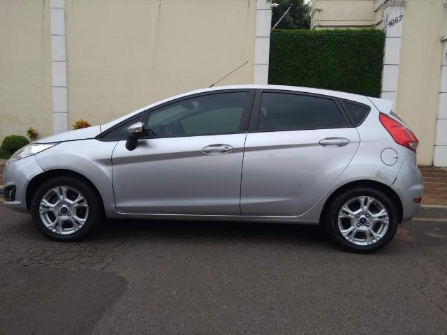 Ford Fiesta Hatch 1.5L SE Prata 2014/2014 ( 5P 111cv ) - Foto 18