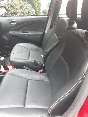 Etios XLS 1.5 Flex Hatch 2016 - Top de Linha - Bancos de Couro - Foto 6