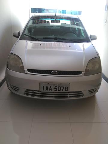 Carro fiesta