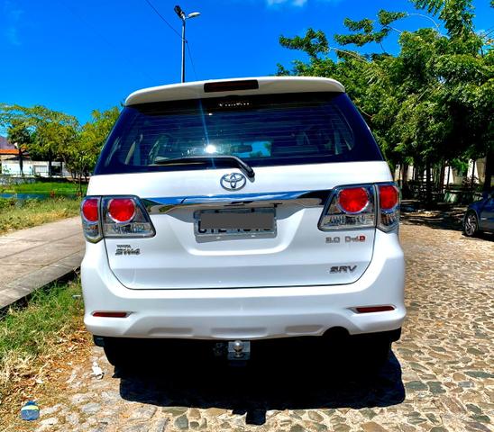 Toyota Hilux SW4 2013 diesel 7 lugares Pneus novos Pirelli!!! - Foto 15