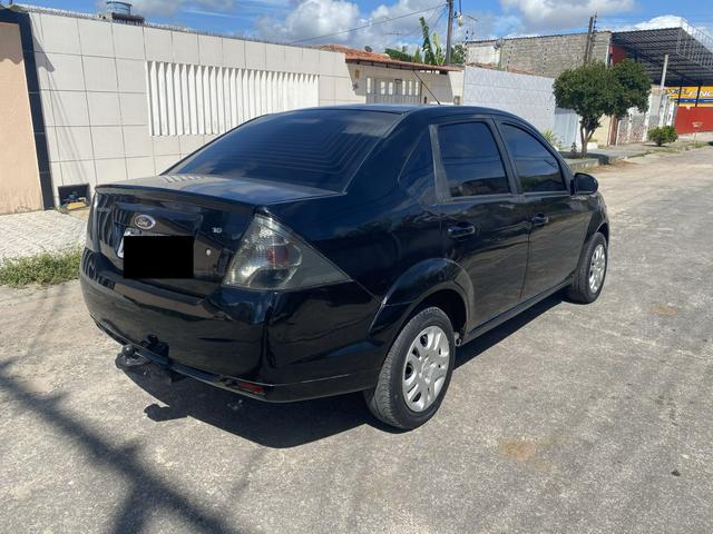 Fiesta SE 1.6 sedan completo manual chave reserva - Foto 5