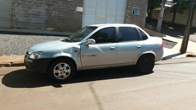 Corsa paga documento 7 500 ano 2010 modelo 11 watts *