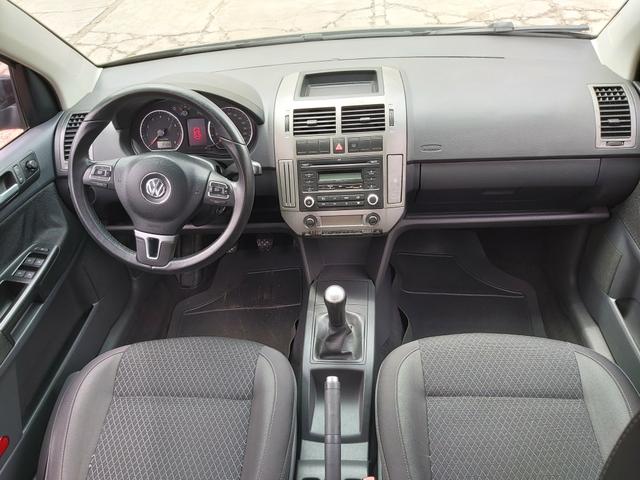 Polo sedan 1.6 Confortline 12/13 - Foto 5
