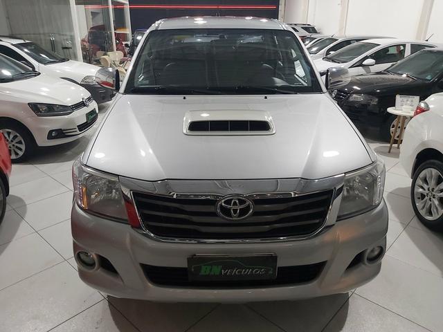 Toyota hilux SRV 4X4 Diesel 2020 pago - Foto 5