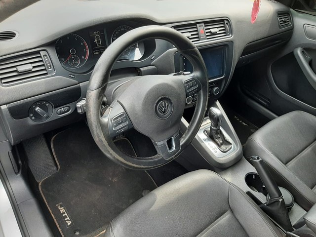 VW JETTA CONFORTLINE