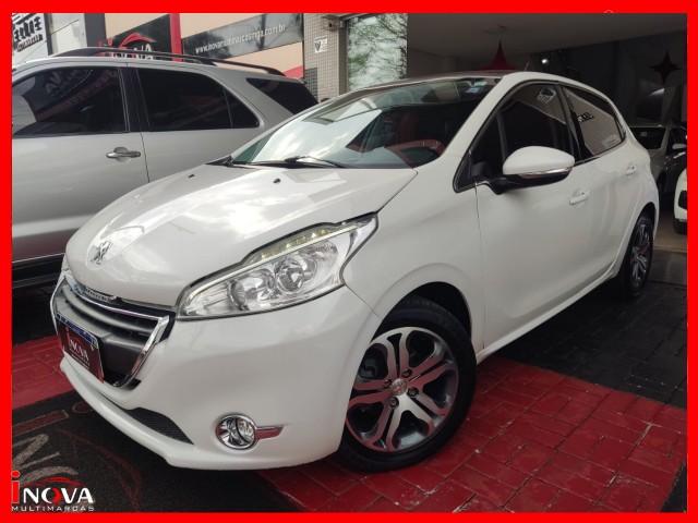PEUGEOT 208 GRIFFE 1.6 AUTOMÁTICO FLEX 2014 IMPERDÍVEL FINANCIA 100%