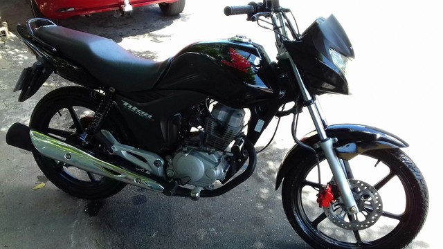 TITAN 150 EX