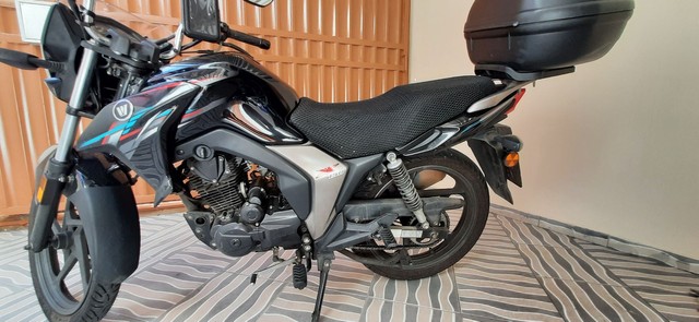 MOTO SUZUKI DK 150 2019
