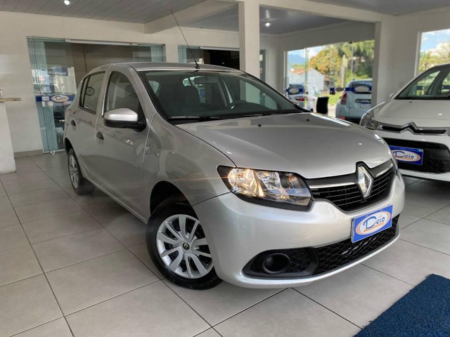 RENAULT SANDERO AUTHENTIQUE 1.0