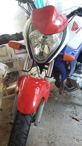 CB 300 CAPITÃO AMÉRICA . APENAS VENDA