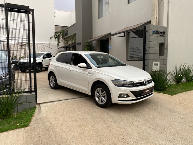 VW POLO COMFORTLINE 200 TSI Ú DONO COM 24 MIL KM