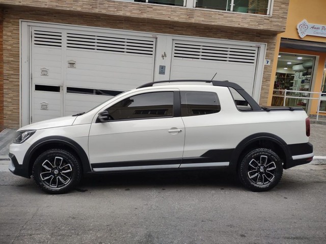 SAVEIRO CROSS CD 40 MIL KM