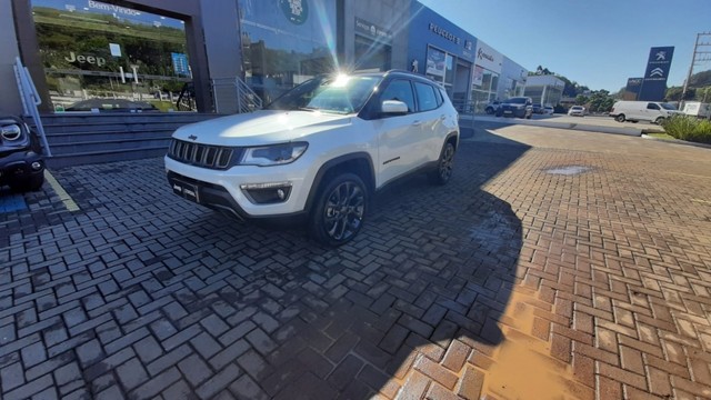 JEEP COMPASS SÉRIE S 4X4  DIESEL   AUT  4P