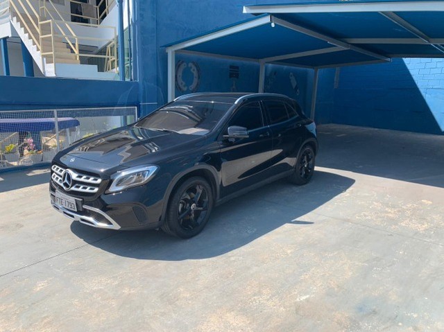 MERCEDES GLA200 2018 PRETA BLINDADA COM 20.000KM