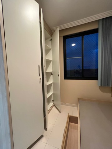 Apartamento para aluguel possui 200 metros quadrados com 3 quartos em Ponta Negra - Manaus - Foto 17