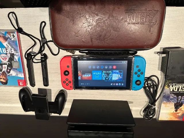 Nintendo Switch - Modelo OLED - Azul Neón/Vermelho Neón - Mario Kart 8  Deluxe + 3 Meses Online