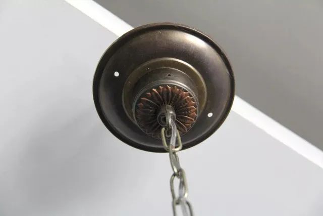 Lustre Opaline Fosca com Metais Bronze Pintura Envelhecida Anos 40 - Foto 2