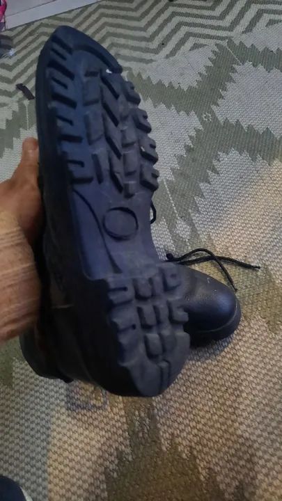 Bota unissex de couro  - Foto 4
