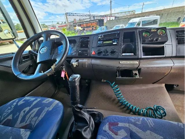 VW 15190 4x2 com Carroceria grade baixa. Muito Conservado. - Foto 9