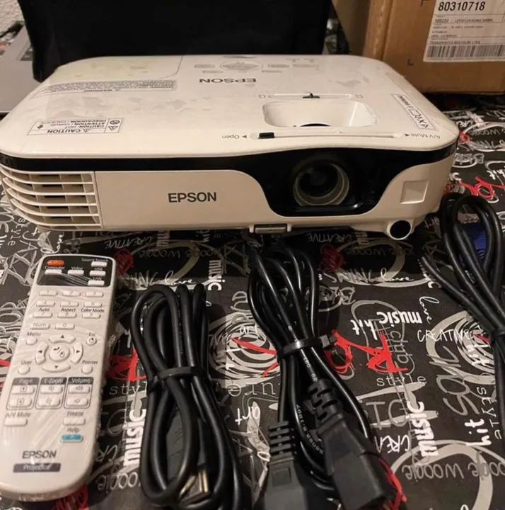 Projetor e Data show profissional Epson X14 Hdmi  - Foto 2