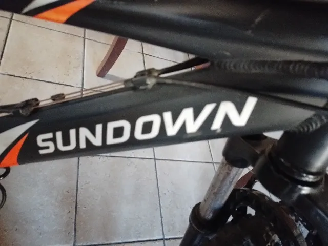 Bicicleta sundown preta