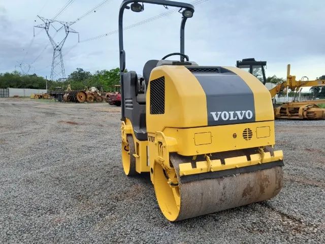 Rolo compactador volvo dd16 ano 2012 - Foto 3