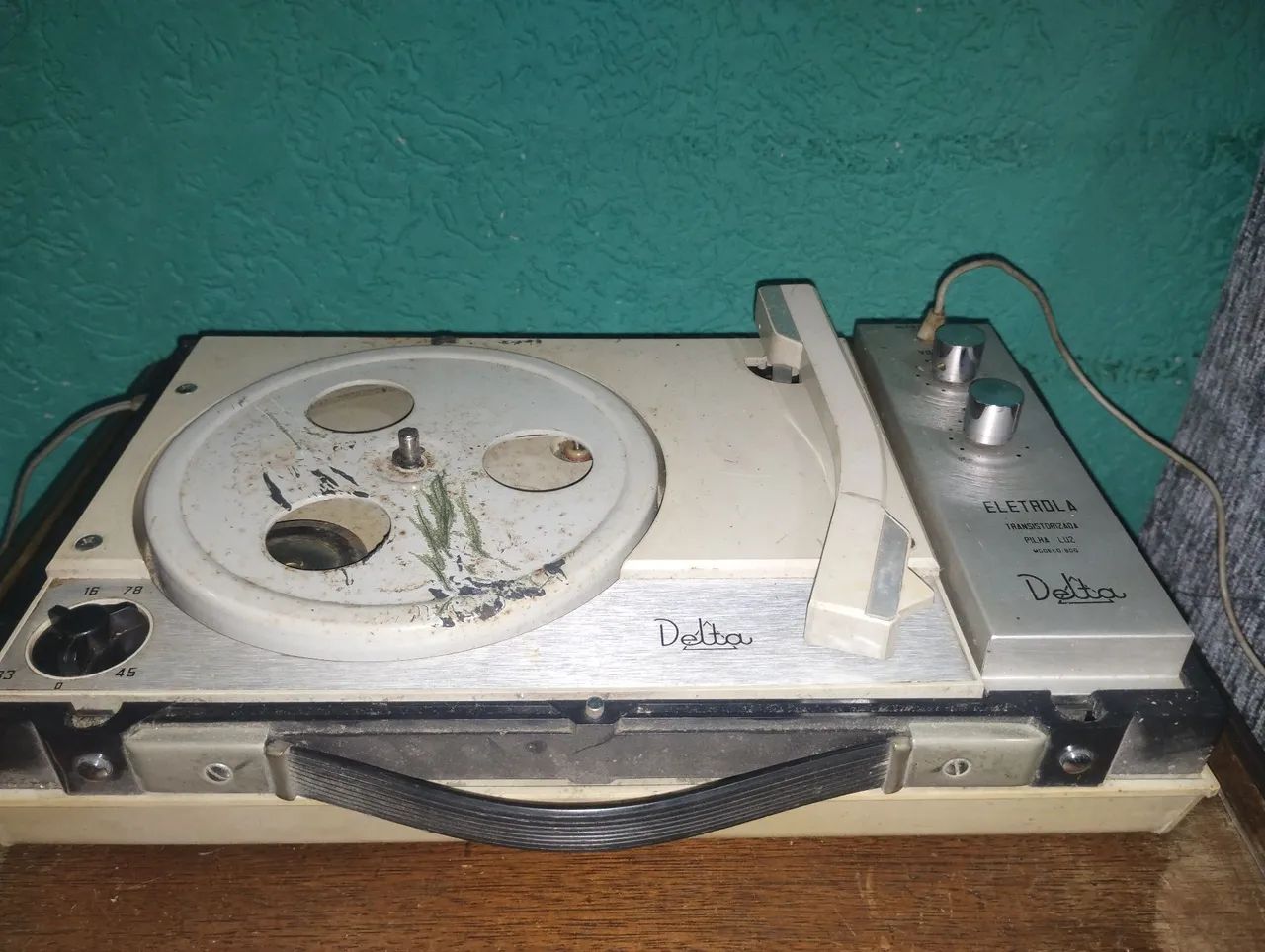 Toca-discos Delta vitrola Vintage