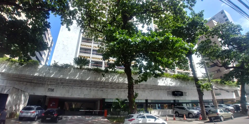 Flat em Boa Viagem, Recife-PE, 1sala c/cozinha americana, 1 lavabo, 1 quarto e1 banheiro.