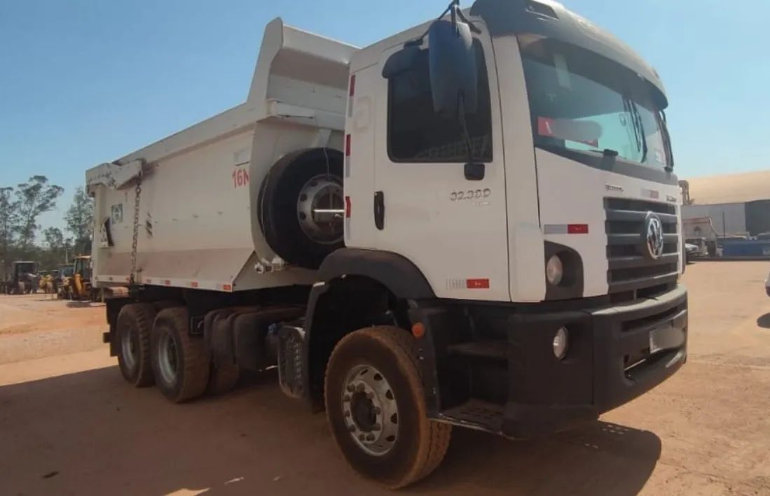 VW 32.360 ano 2022, 6x4, com caçamba de 16 ?, no MT - Foto 4