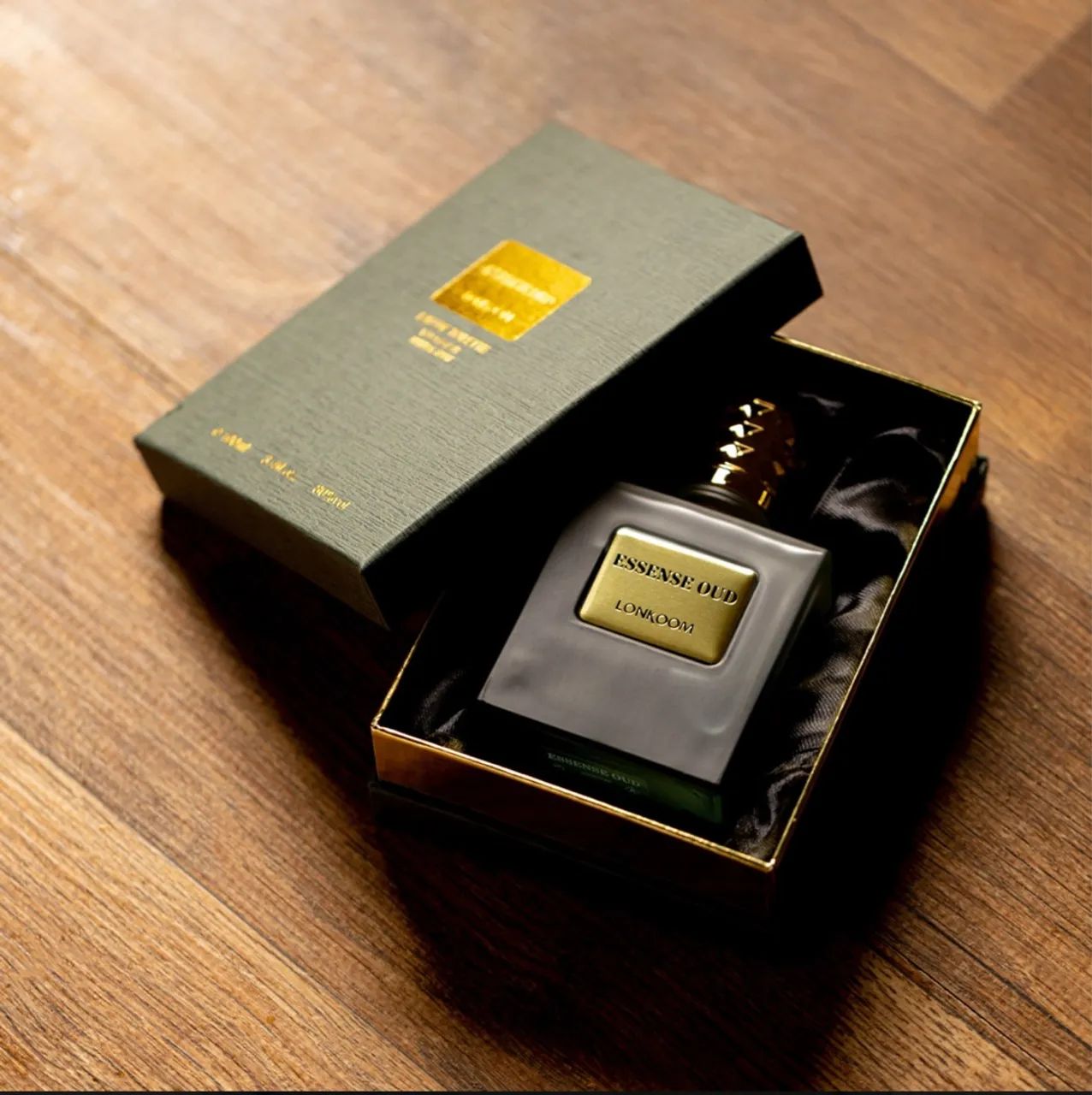 Perfume LONKOOM  Essense Oud Eau de Toilette 100ml original caixa lacrada  - Foto 5