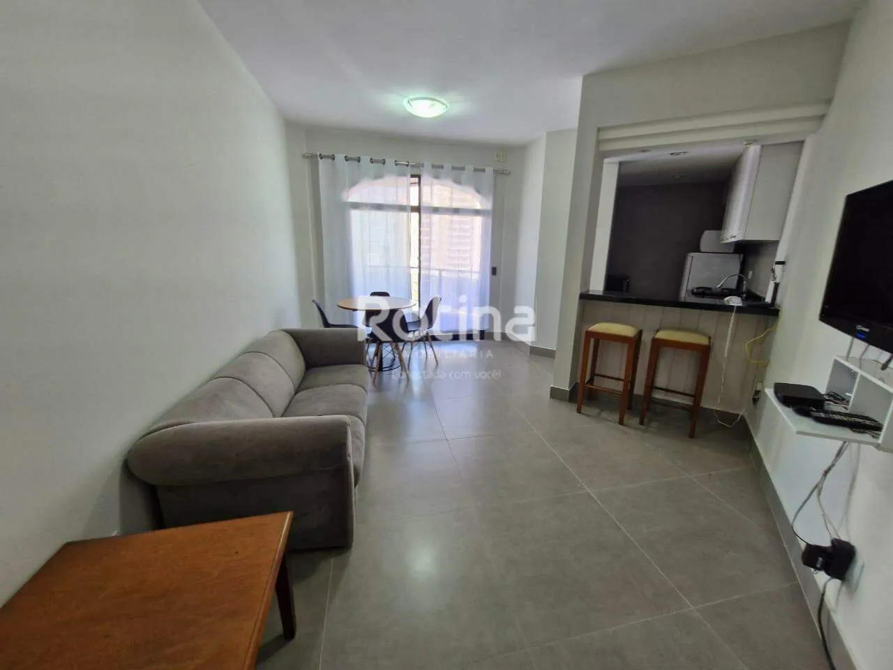 Flat para alugar, 1 quarto, Centro - Uberlândia/MG - Rotina Imobiliária