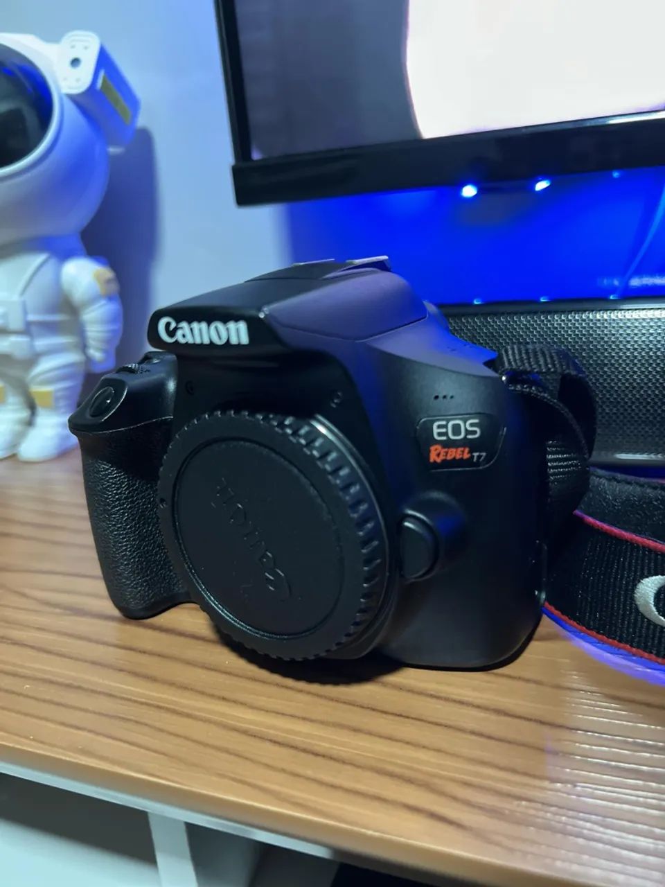 Câmera Canon EOS Rebel T7 - Foto 2