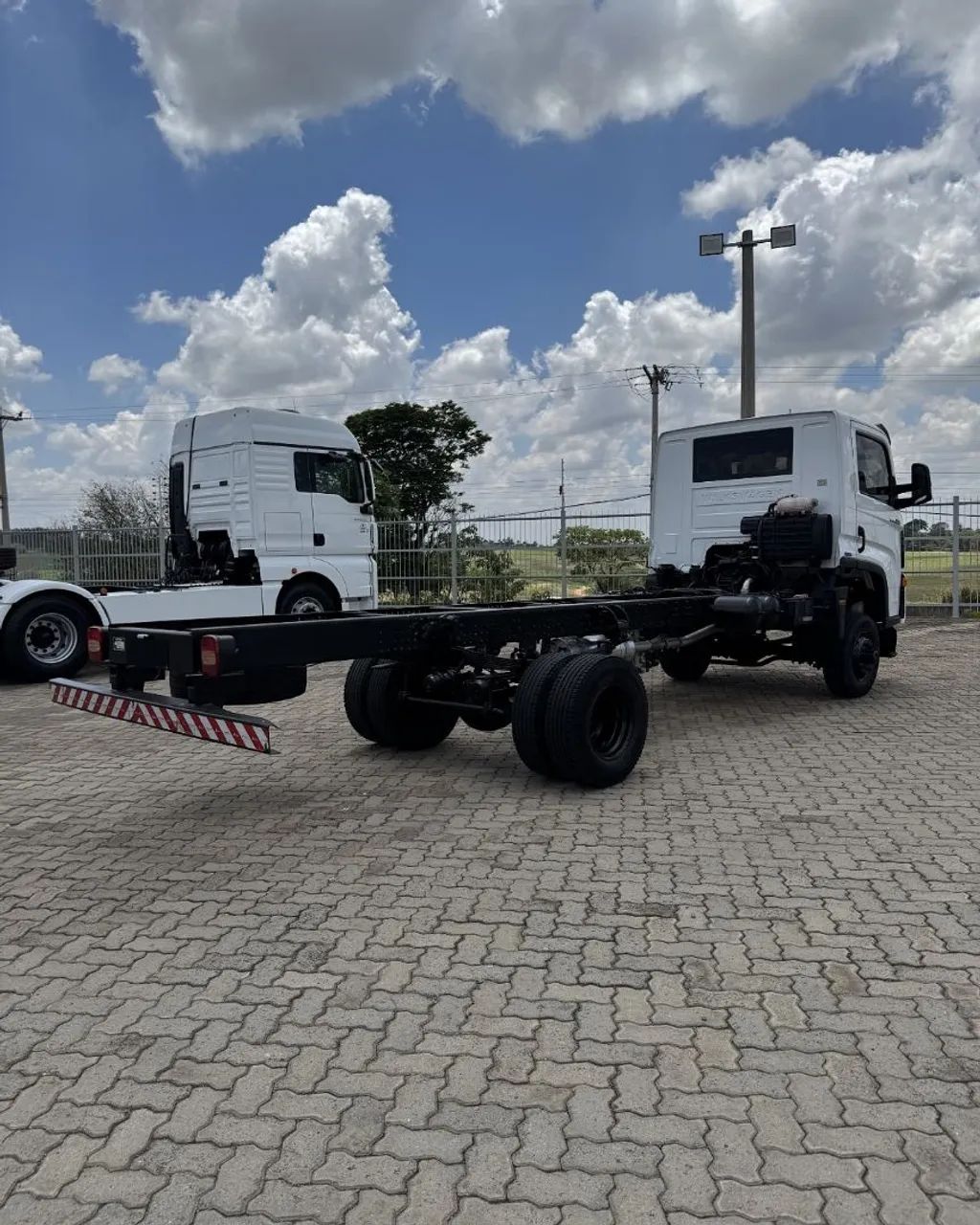 Volkswagen Delivery 11.180  2022 - Foto 3