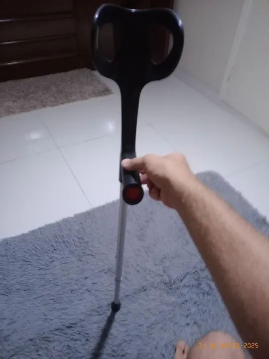 Muleta para auxiliar na locomoção