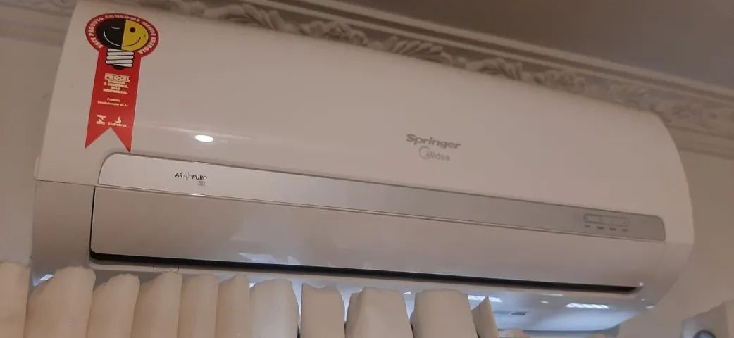 Split Spinger 9000 BTU semi usado