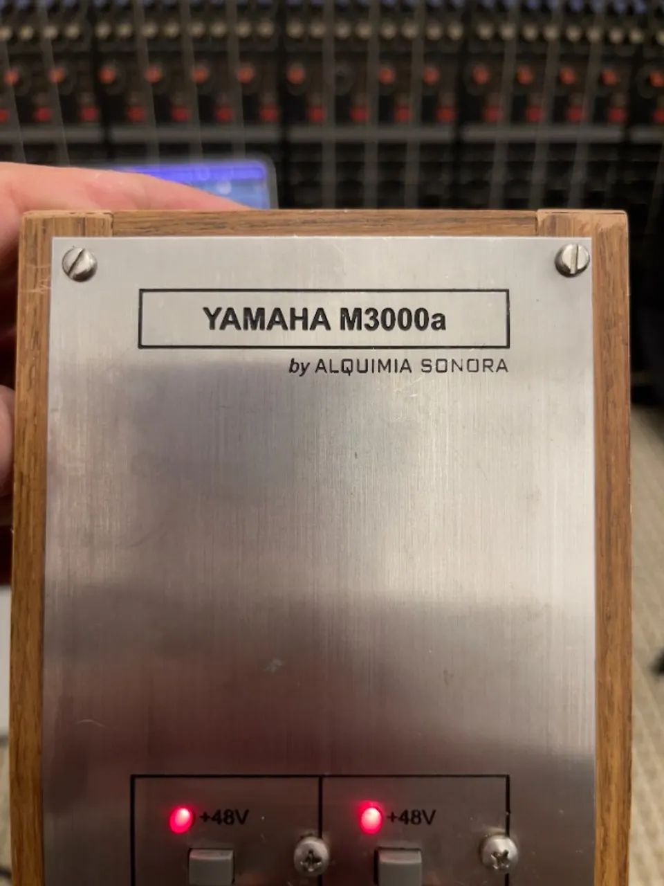 2 Canais de pré-amplificador e equalizador Analógico da Yamaha M3000A (Feito à mão) - Foto 6