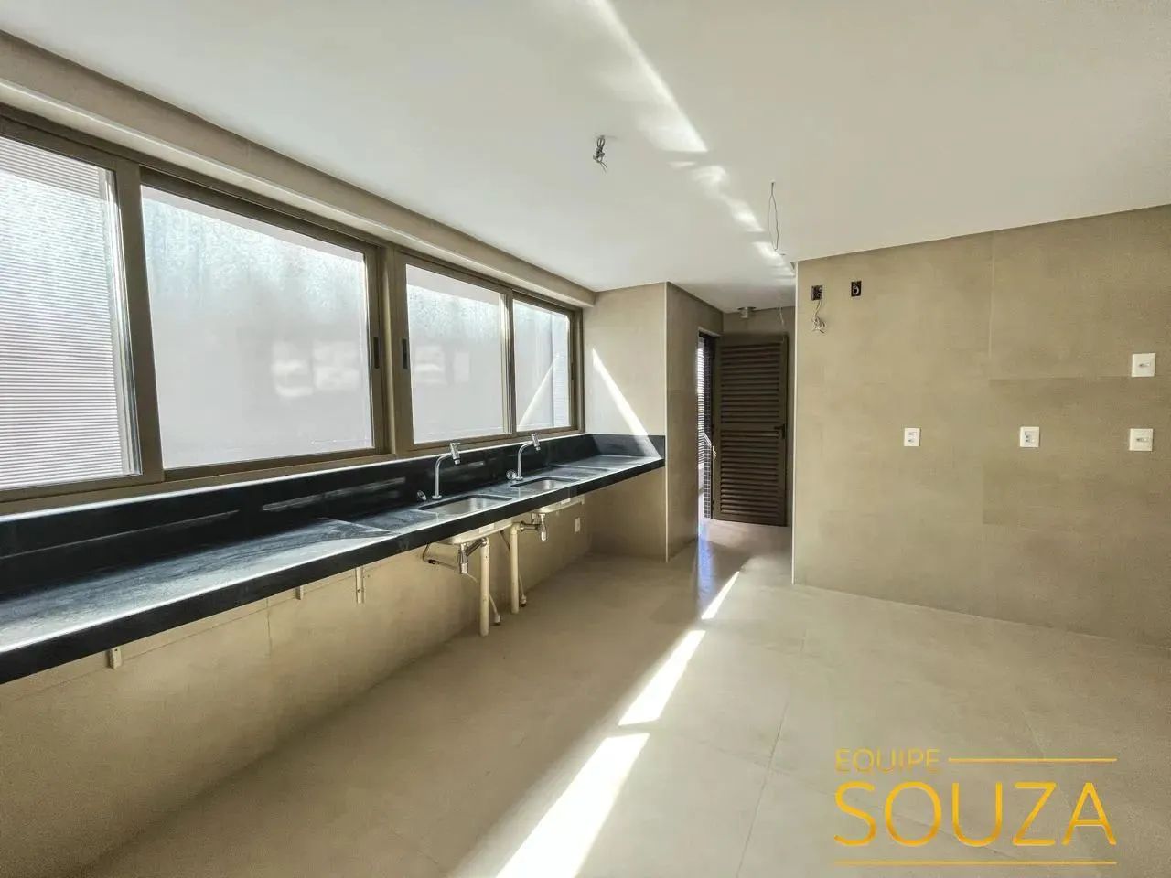 Mirante do CAIS - Oportunidade de 4 quartos (4 suítes) 262m² - 4 vagas de garagem | AO - Foto 2