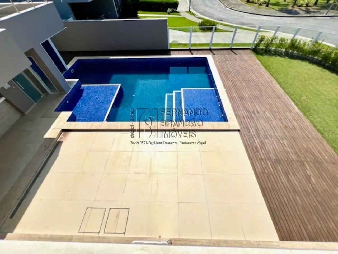 Condomínio Alphaville Barra da Tijuca, Rio de Janeiro, vendo mansão 700m², sala 4 ambiente - Foto 4