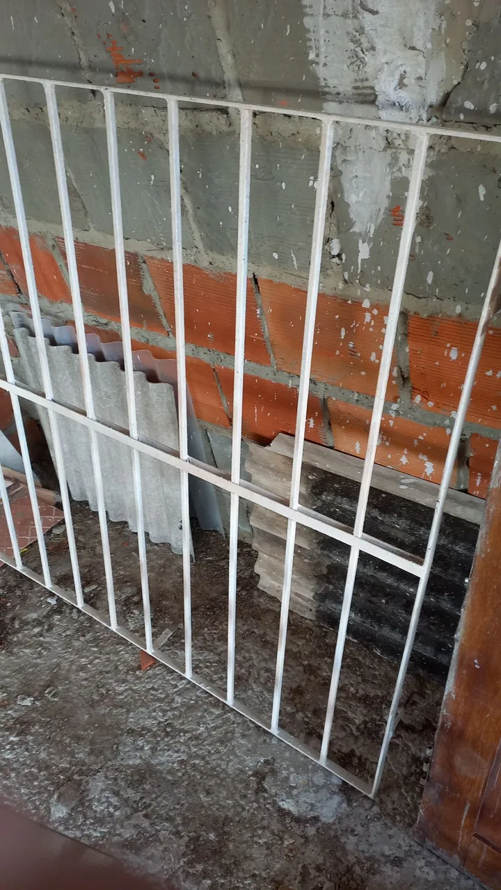 Grade de proteção para janelas ou portas