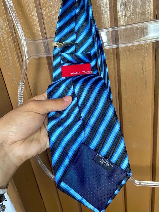 Gravata Masculina Azul e Preto Listrada Maestro Premium  - Foto 3