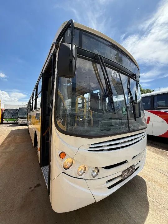 Ônibus Apache VIP II - Mercedes-Benz 1722 - Ano 2011/2012 - Foto 3