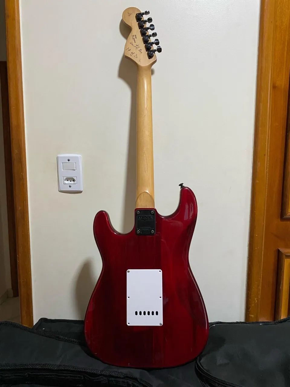 Guitarra Condor e equipamentos !!Oportunidade única!! - Foto 4