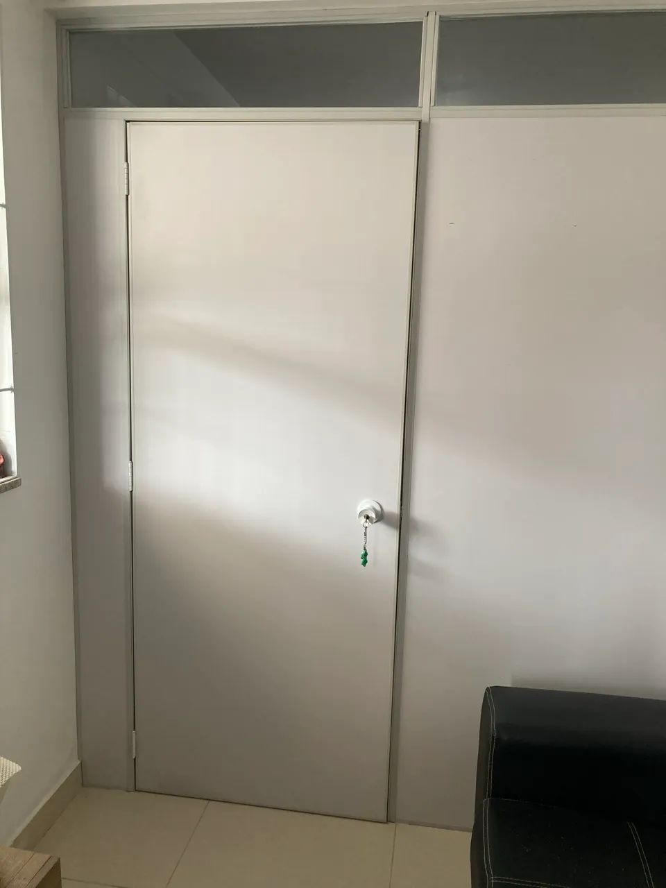 Partition for pickup64529716305025121