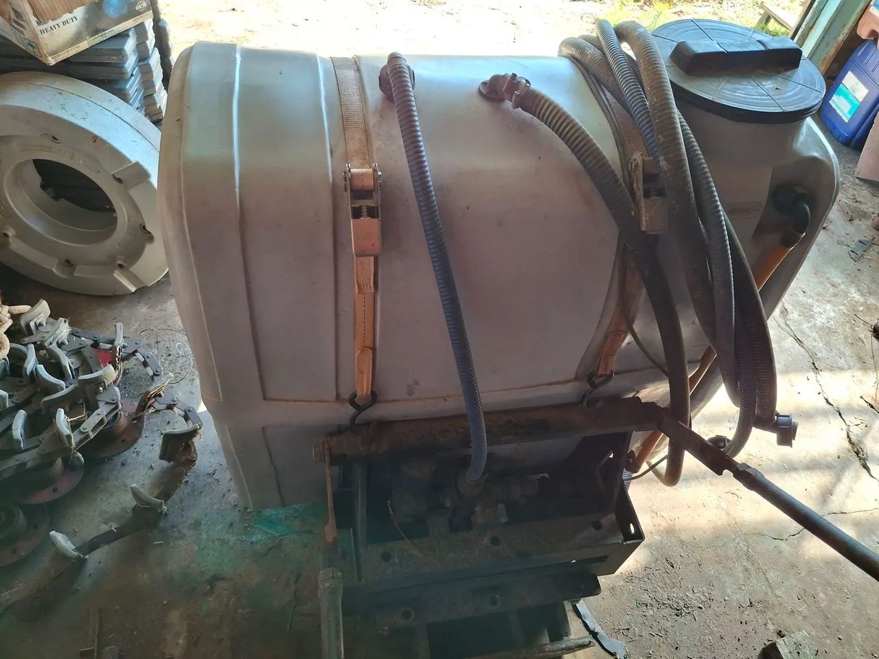 Tanque frontal  - Foto 3